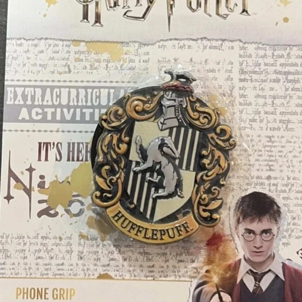 Miniso - Harry Potter Metal Phone Grip Hufflepuff Wizarding World Pop Up